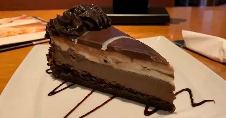 what free birthday desserts are served at olive garden
